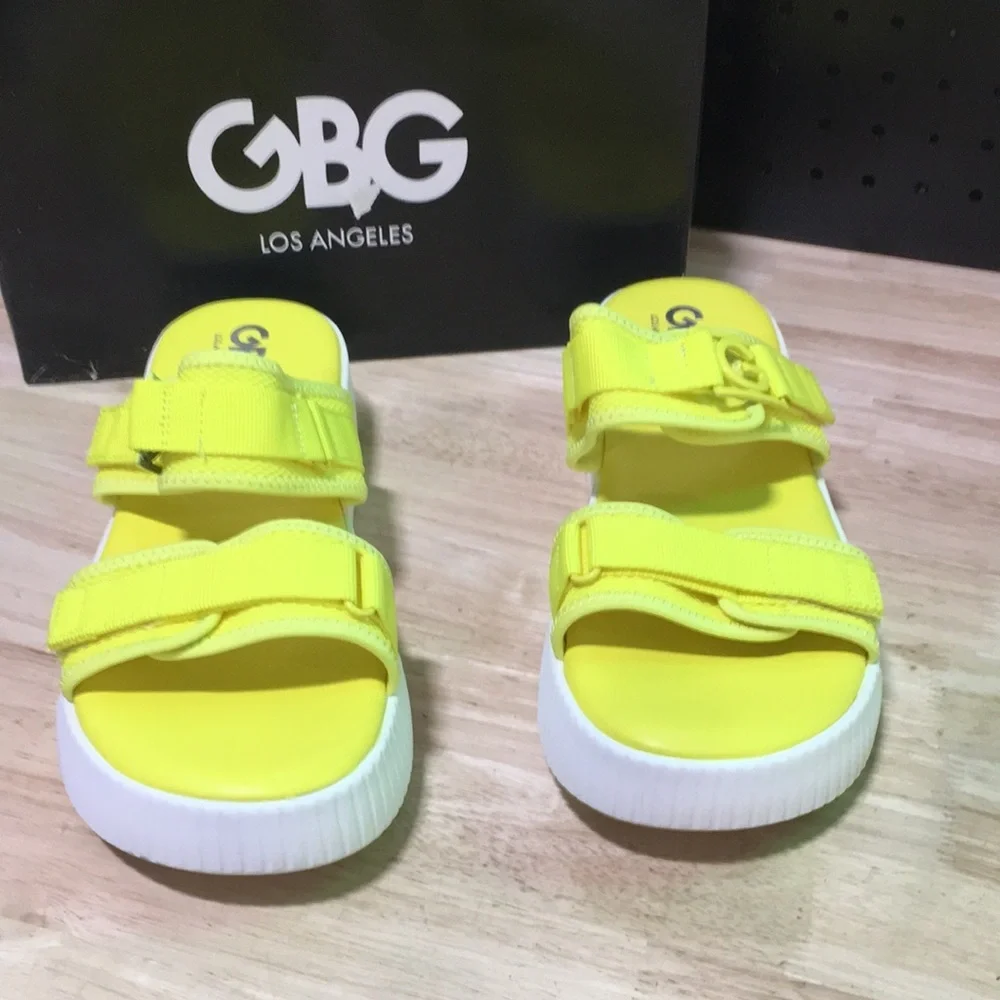 New WB Mens G by Guess Neon Yellow Slide Sandals